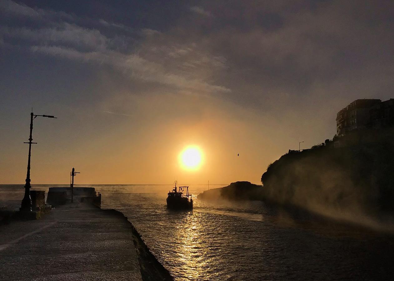 Jolly Sailor Inn Looe Εξωτερικό φωτογραφία