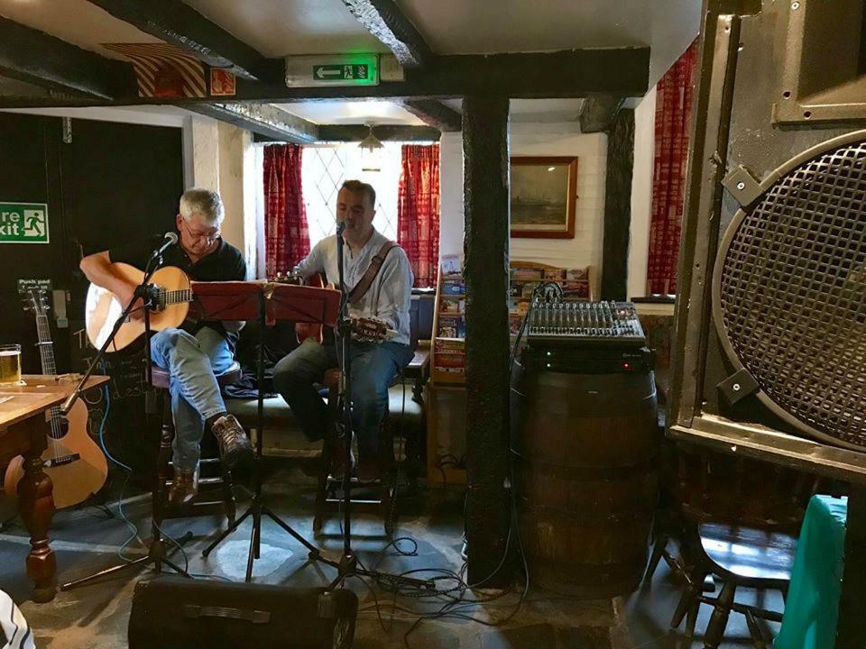 Jolly Sailor Inn Looe Εξωτερικό φωτογραφία